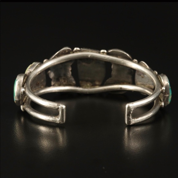 Vintage Turquoise Sterling Silver Cuff - Picture 4 of 6